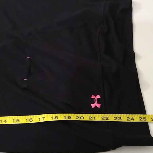 Under Armour black pullover hoodie. Size M. - Picture 8 of 8